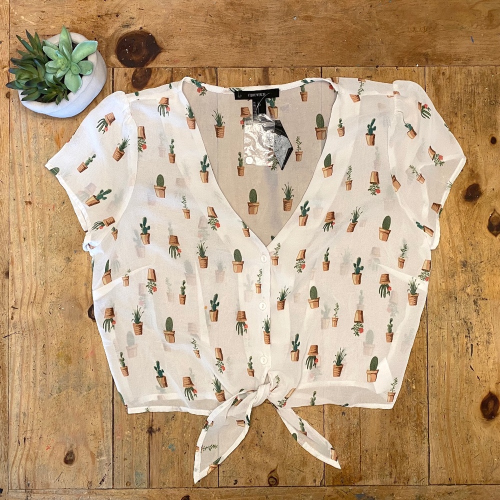 NWT ~ Forever 21 Cactus plants Sheer blouse shirt Summer top Size S